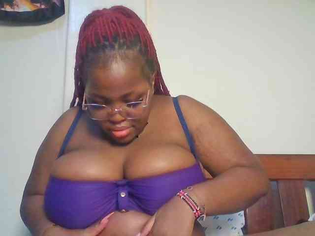 CuteTinkerbella webcam