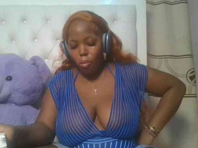 CuteTinkerbella webcam