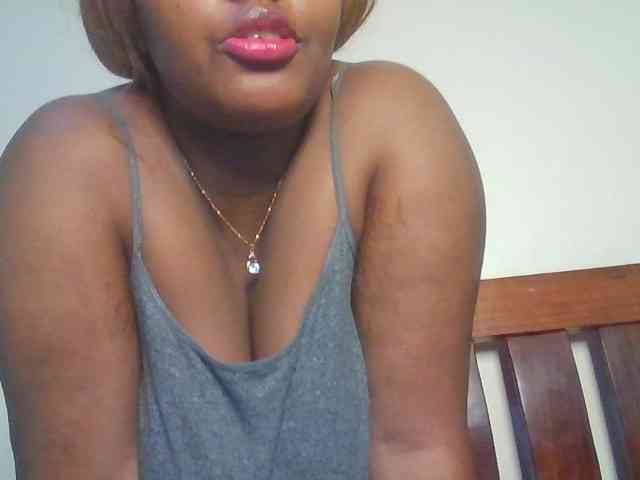 CuteTinkerbella webcam