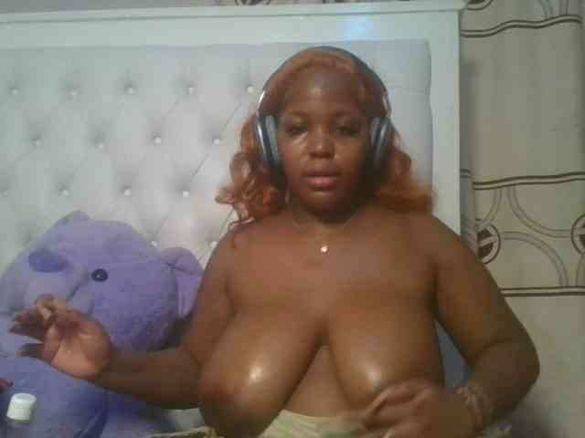 CuteTinkerbella webcam