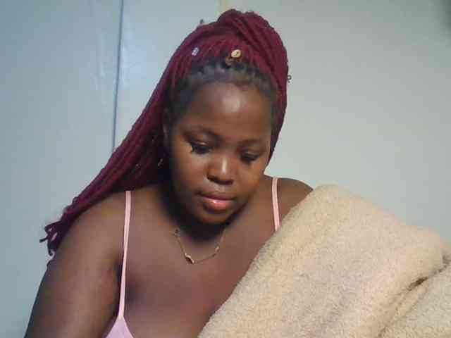 CuteTinkerbella webcam