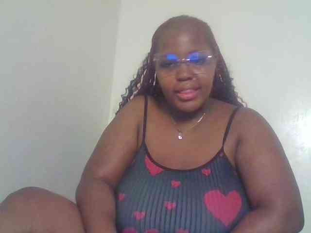 CuteTinkerbella webcam