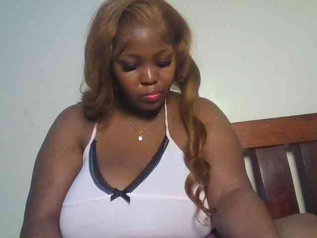 CuteTinkerbella webcam