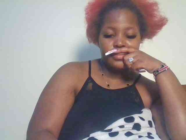 CuteTinkerbella webcam