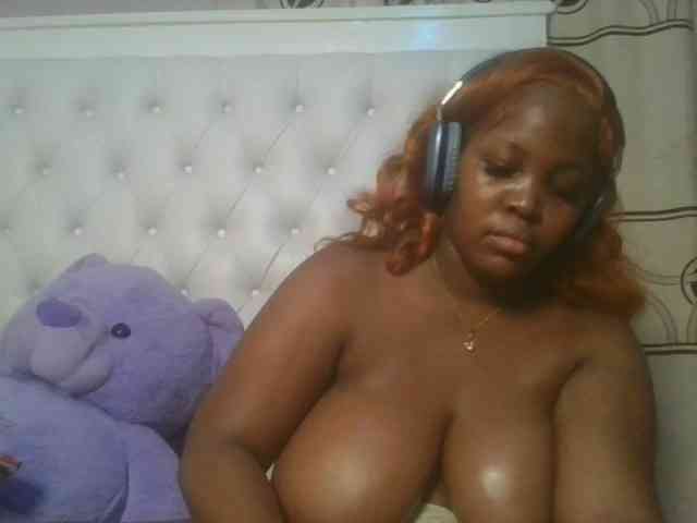 CuteTinkerbella webcam