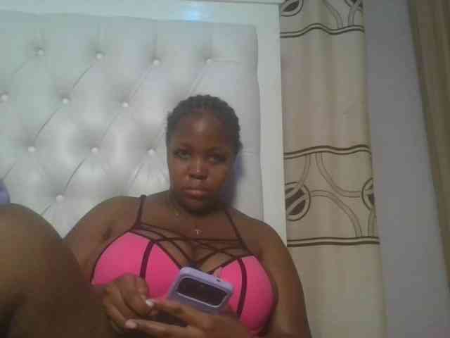 CuteTinkerbella webcam