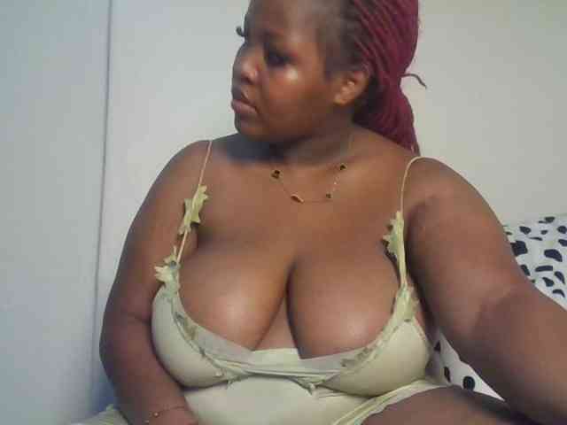 CuteTinkerbella webcam