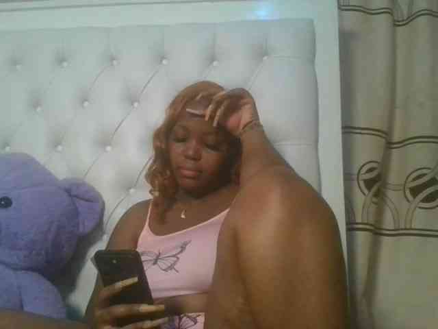 CuteTinkerbella webcam