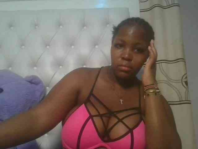 CuteTinkerbella webcam