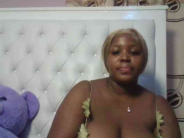 CuteTinkerbella webcam