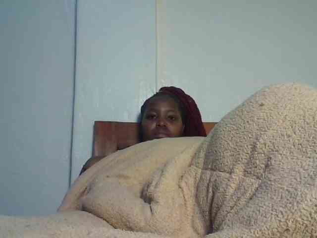 CuteTinkerbella webcam