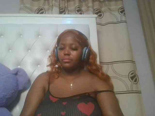 CuteTinkerbella webcam