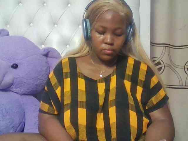 CuteTinkerbella webcam