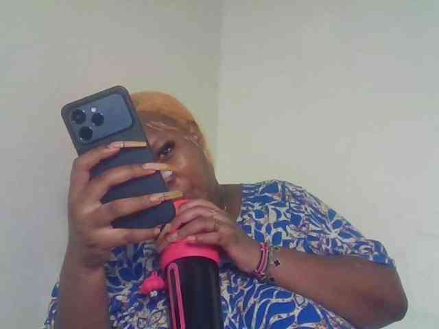 CuteTinkerbella webcam