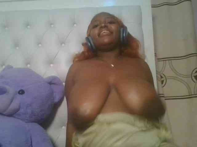 CuteTinkerbella webcam