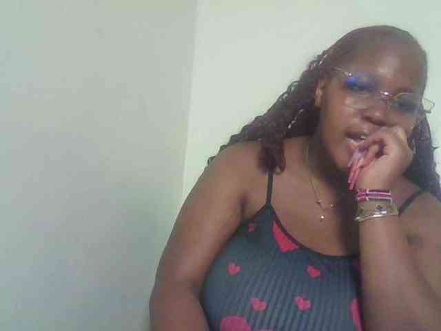 CuteTinkerbella webcam