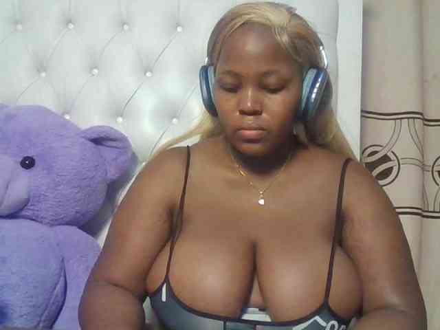 CuteTinkerbella webcam