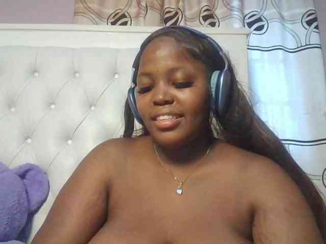 CuteTinkerbella webcam