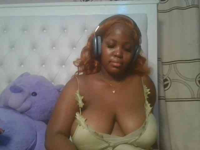 CuteTinkerbella webcam