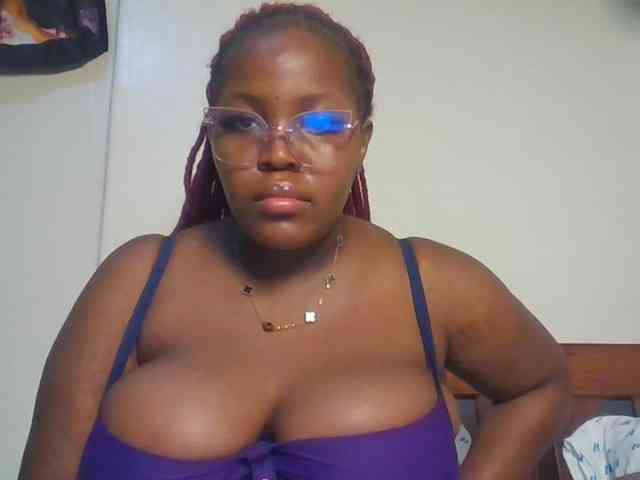 CuteTinkerbella webcam