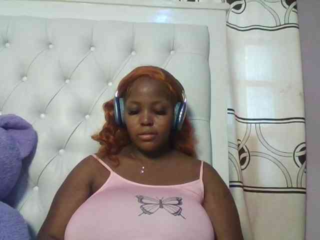 CuteTinkerbella webcam