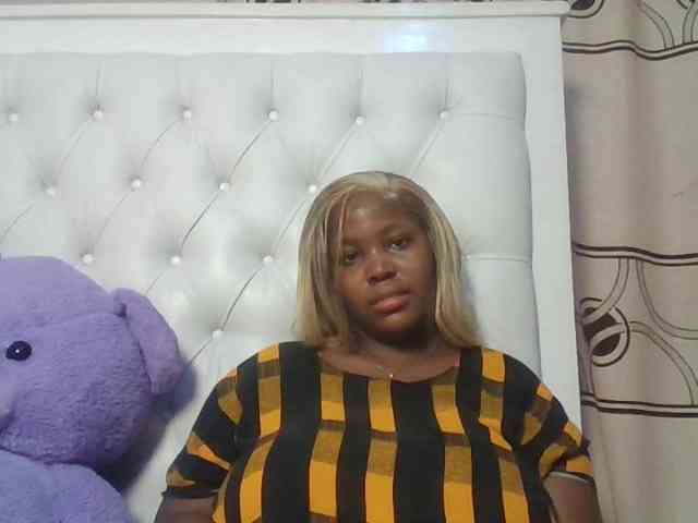 CuteTinkerbella webcam