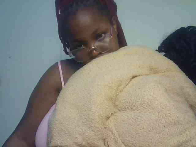 CuteTinkerbella webcam