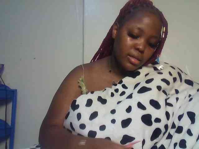 CuteTinkerbella webcam