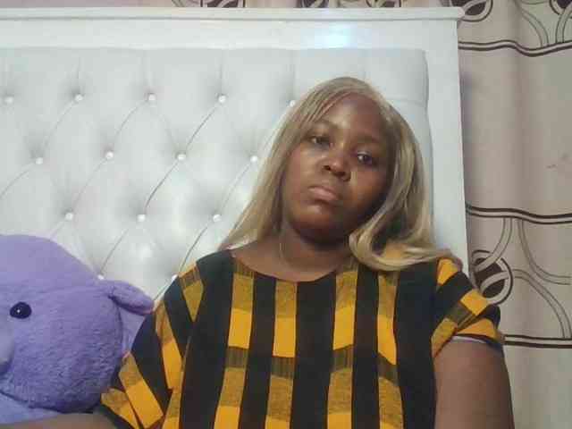 CuteTinkerbella webcam