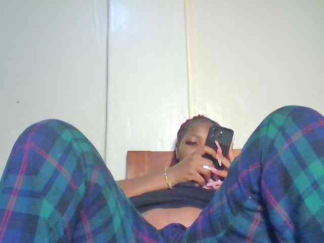 CuteTinkerbella webcam