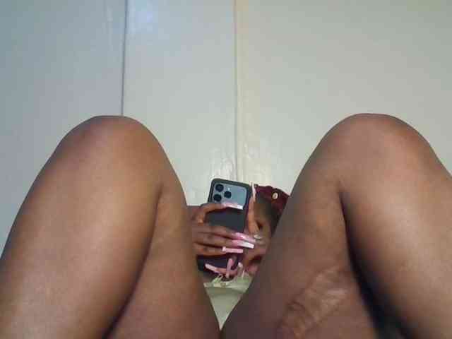 CuteTinkerbella webcam