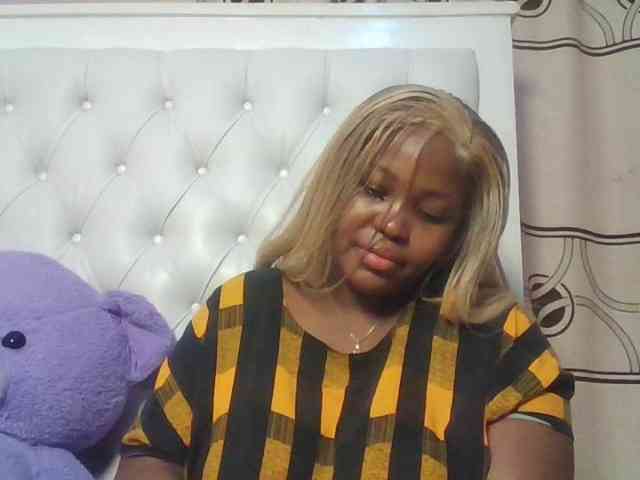 CuteTinkerbella webcam