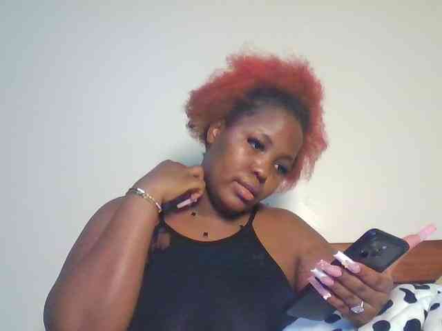 CuteTinkerbella webcam