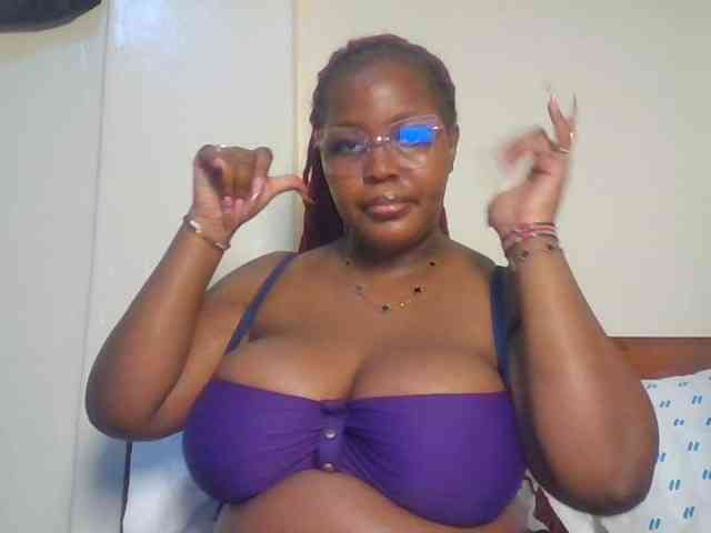 CuteTinkerbella webcam