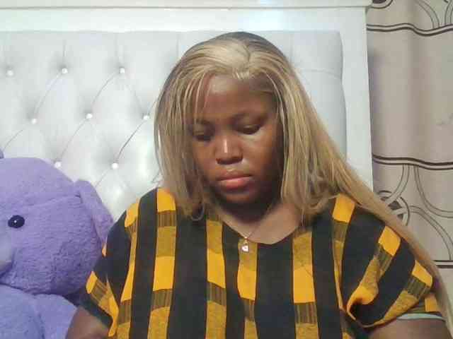 CuteTinkerbella webcam