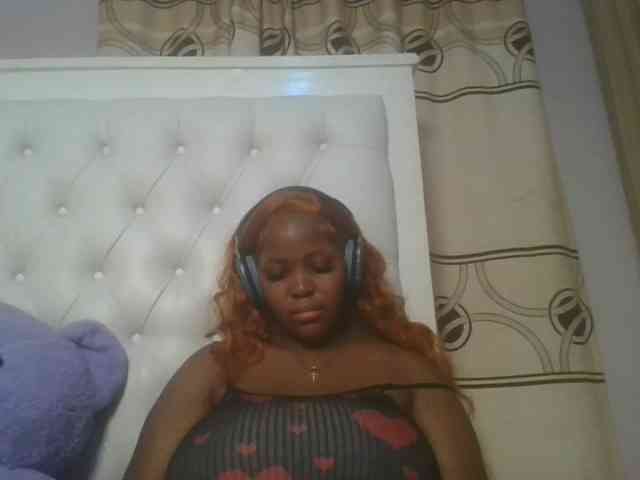 CuteTinkerbella webcam