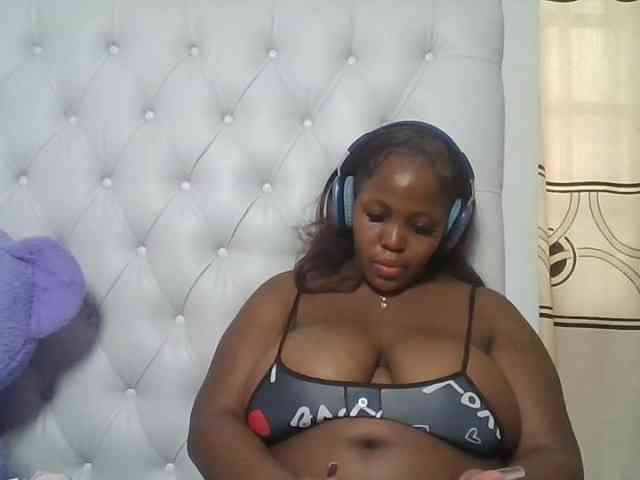 CuteTinkerbella webcam