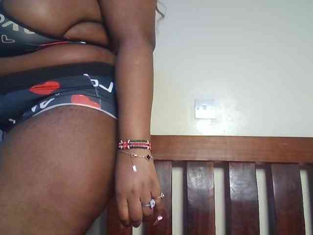 CuteTinkerbella webcam