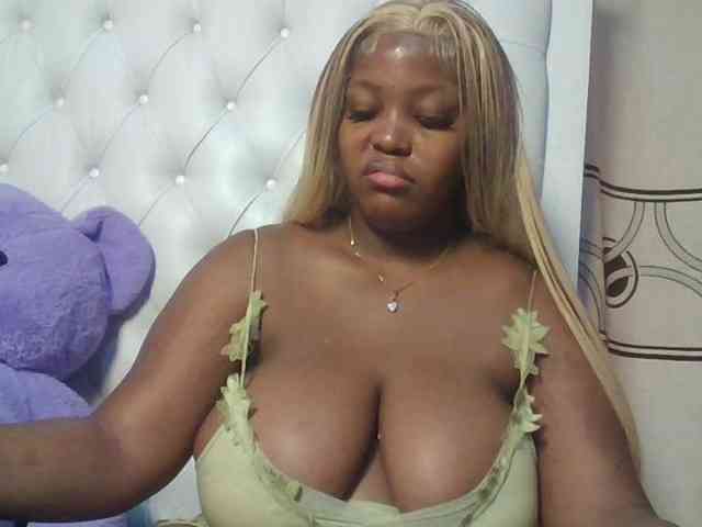 CuteTinkerbella webcam