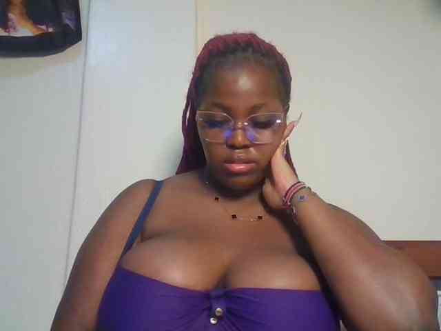 CuteTinkerbella webcam