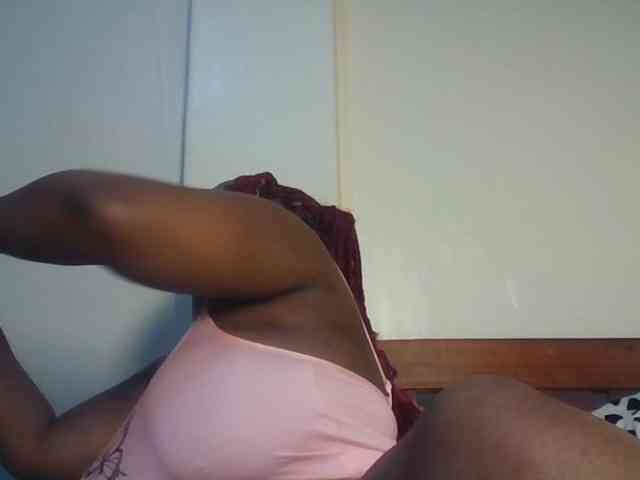CuteTinkerbella webcam