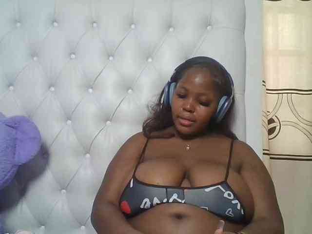 CuteTinkerbella webcam