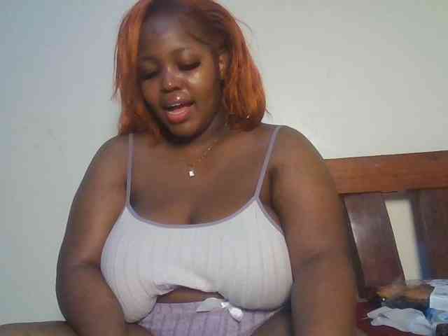 CuteTinkerbella webcam