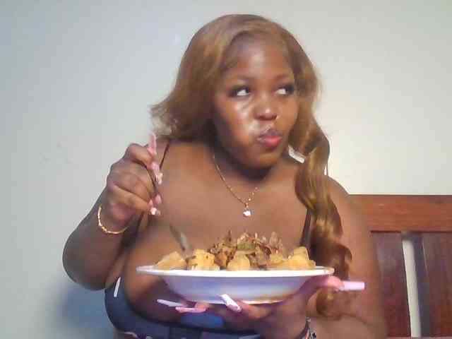 CuteTinkerbella webcam