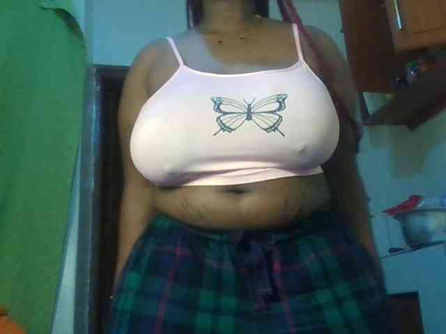 CuteTinkerbella webcam