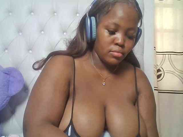 CuteTinkerbella webcam