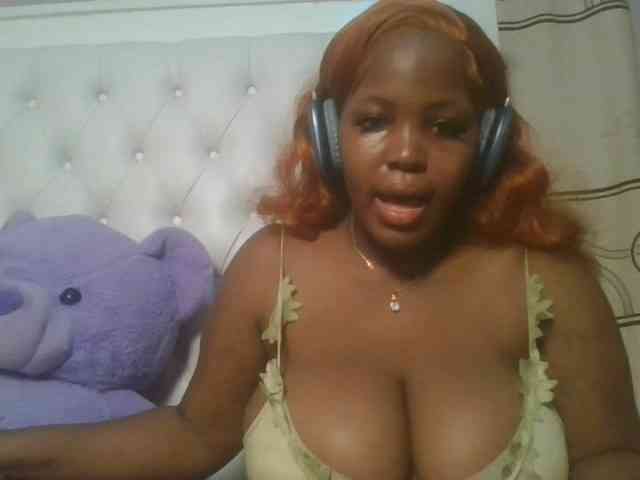 CuteTinkerbella webcam