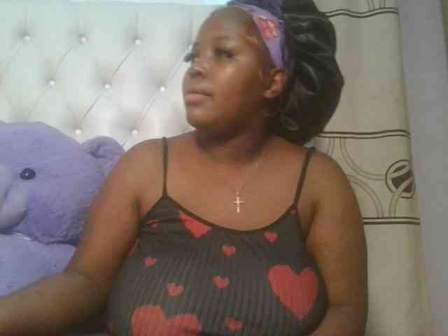 CuteTinkerbella webcam