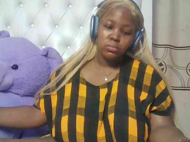 CuteTinkerbella webcam