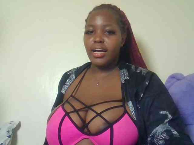 CuteTinkerbella webcam